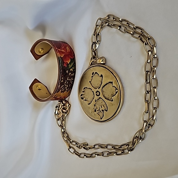 Patricia Nash Gold Floral  Necklace and Leather Cuff Bracelet  Set - Picture 2 of 7
